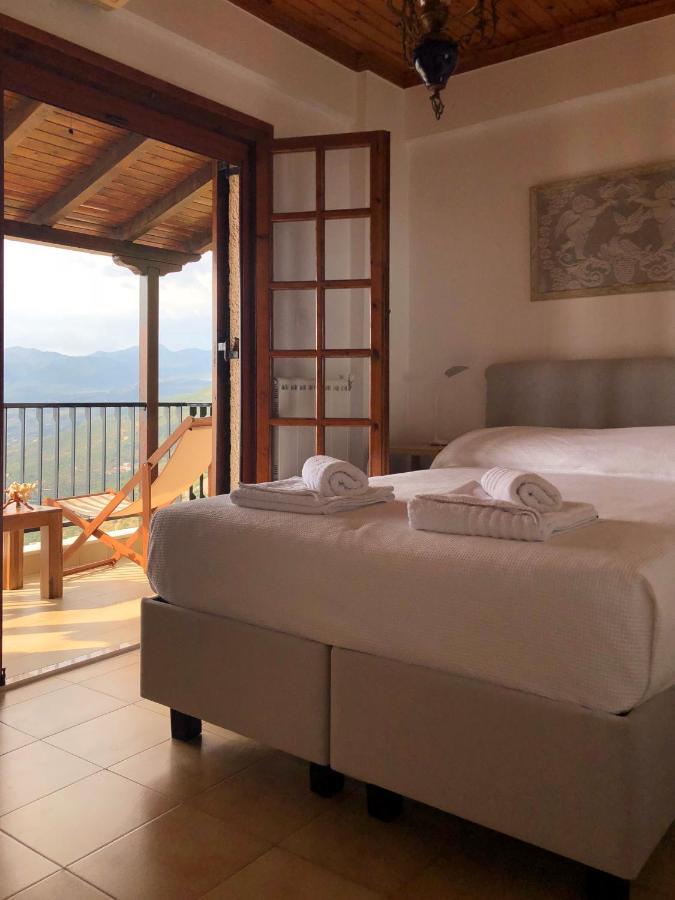 Gaia Guest House Kalamata Eksteriør billede