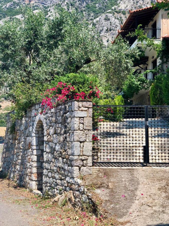 Gaia Guest House Kalamata Eksteriør billede