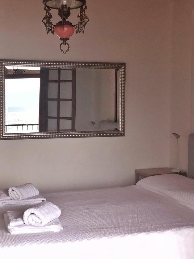 Gaia Guest House Kalamata Eksteriør billede