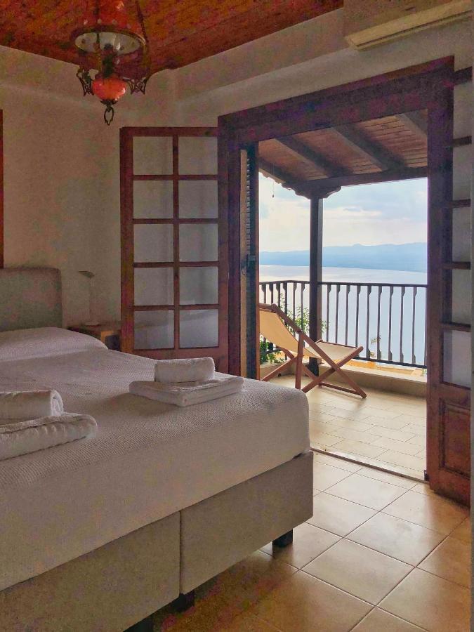 Gaia Guest House Kalamata Eksteriør billede